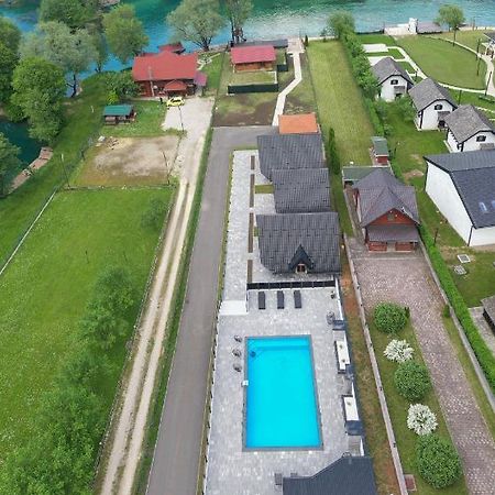 Holiday Houses Green Queen Bihac Exterior photo