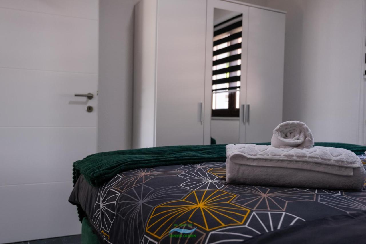 Holiday Houses Green Queen Bihac Exterior photo