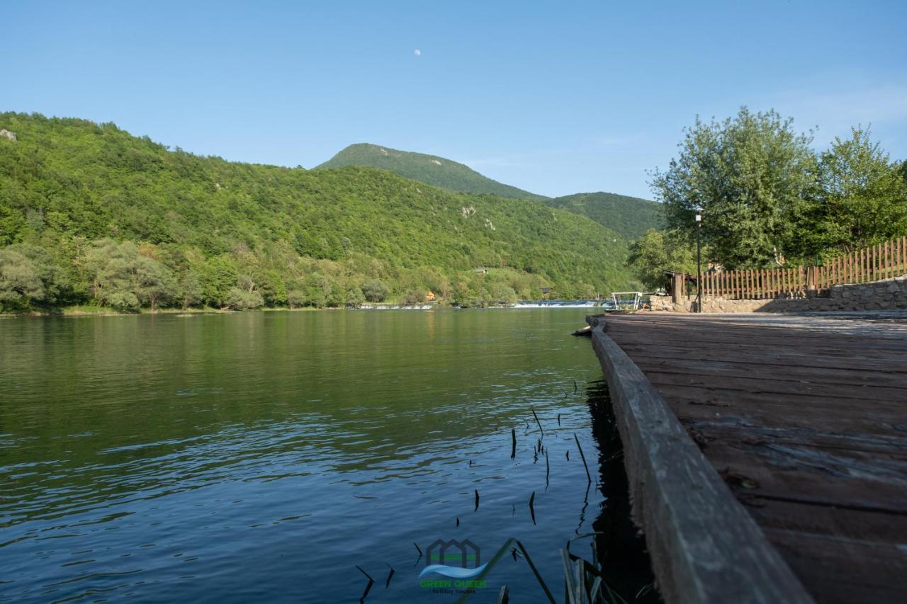 Holiday Houses Green Queen Bihac Exterior photo
