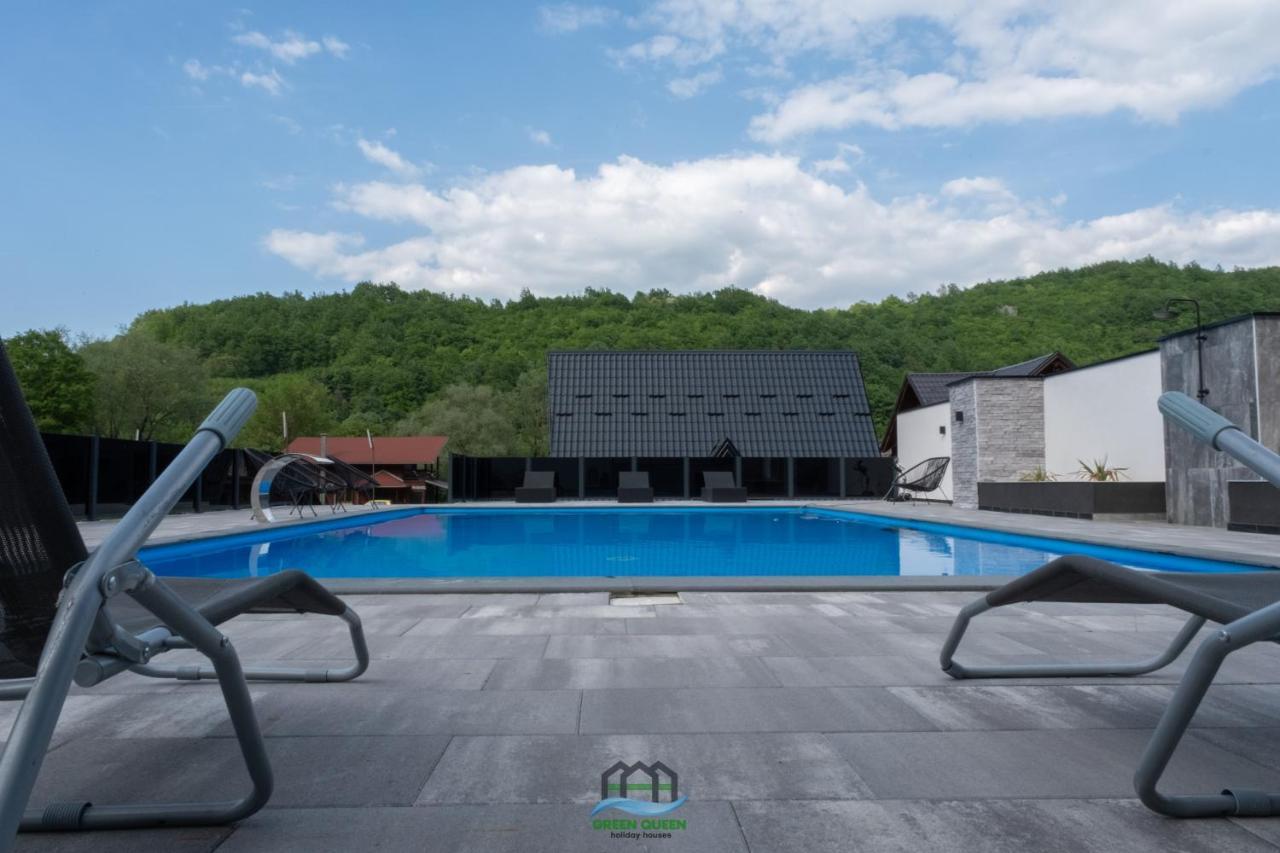 Holiday Houses Green Queen Bihac Exterior photo